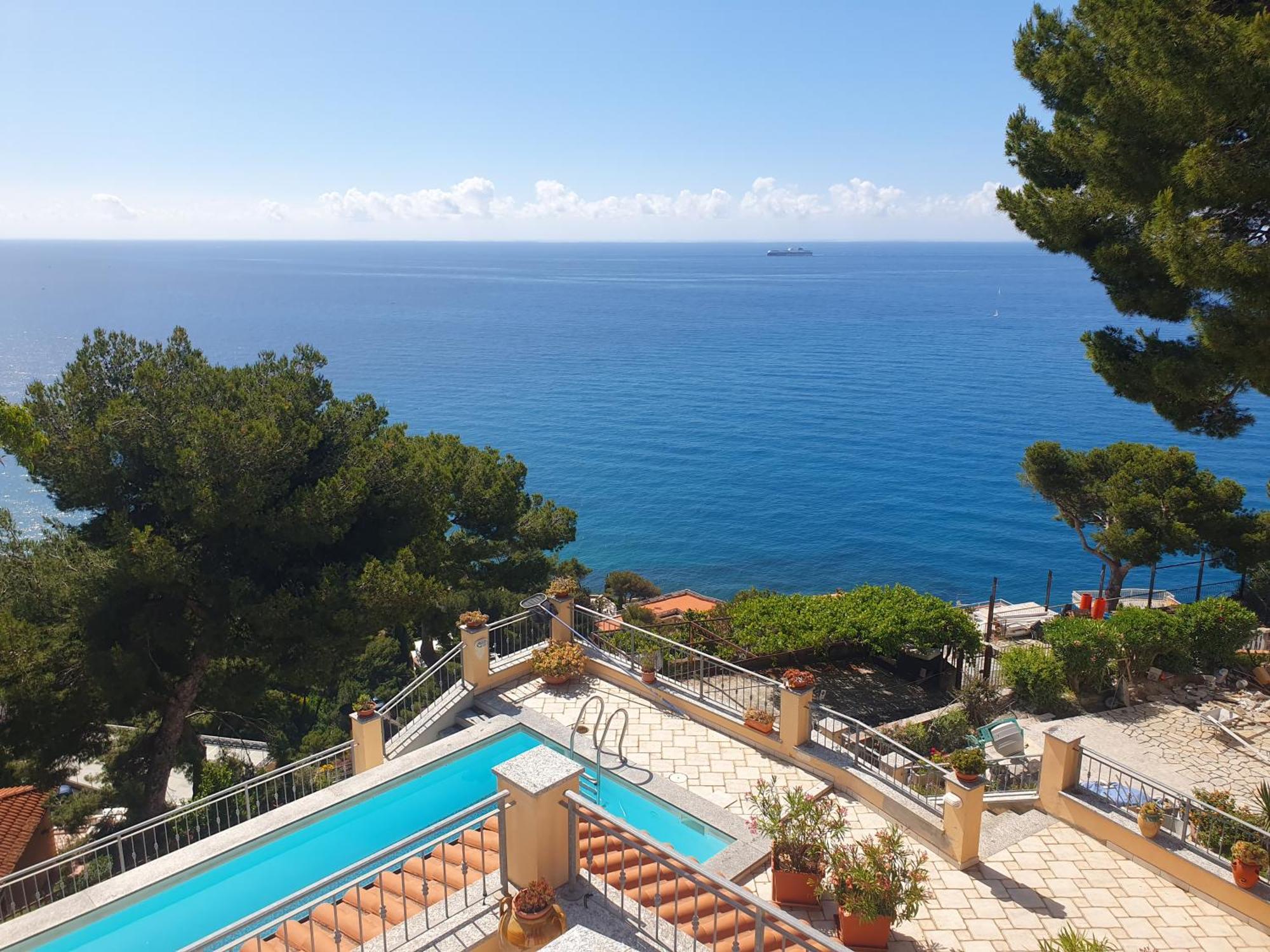 Holiday home Sunshine 2