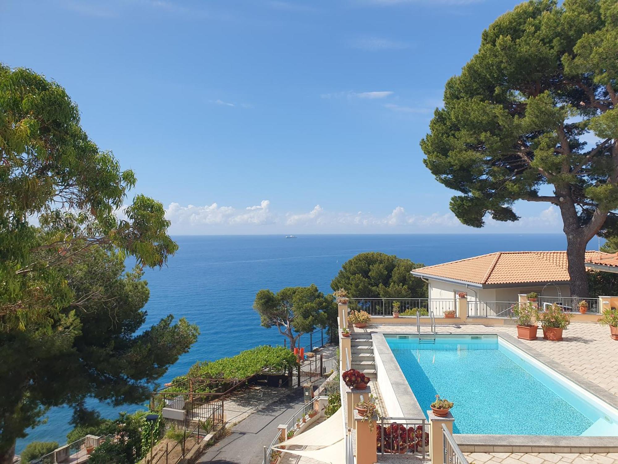 Holiday home Sunshine 2